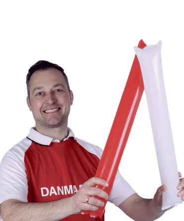 Klappe pølser til landskamp. Kendt fra håndbold men kan bruges til alle former for landskampe